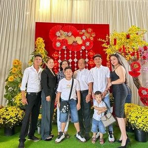 Meet your Posher, Alex misa